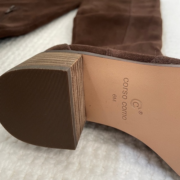 New Loval over-the-knee boot from CC
Corso Como - Picture 10 of 11